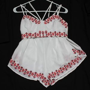 Embroidered 2-piece short and top set